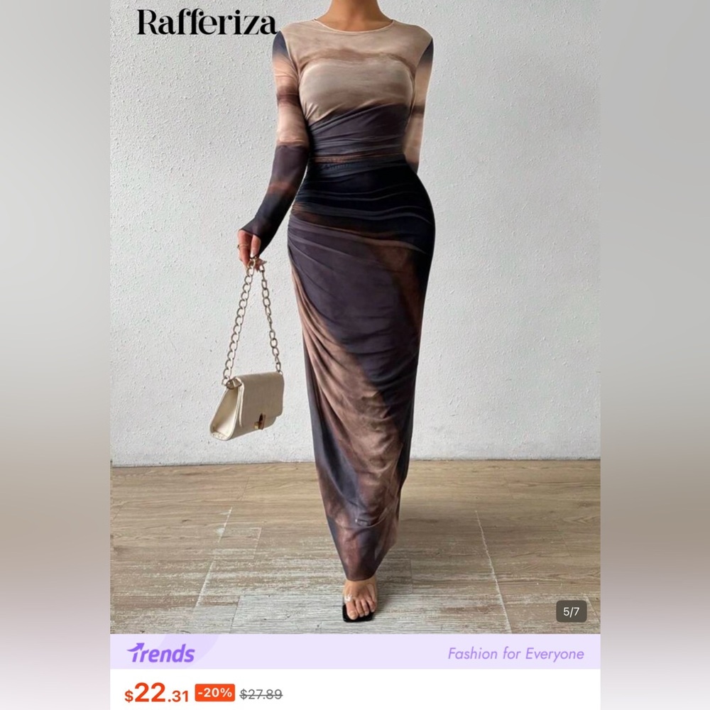 Rafferiza Tie-Dye Pleated Mesh
Dress With Slim Fit Maxi Size M